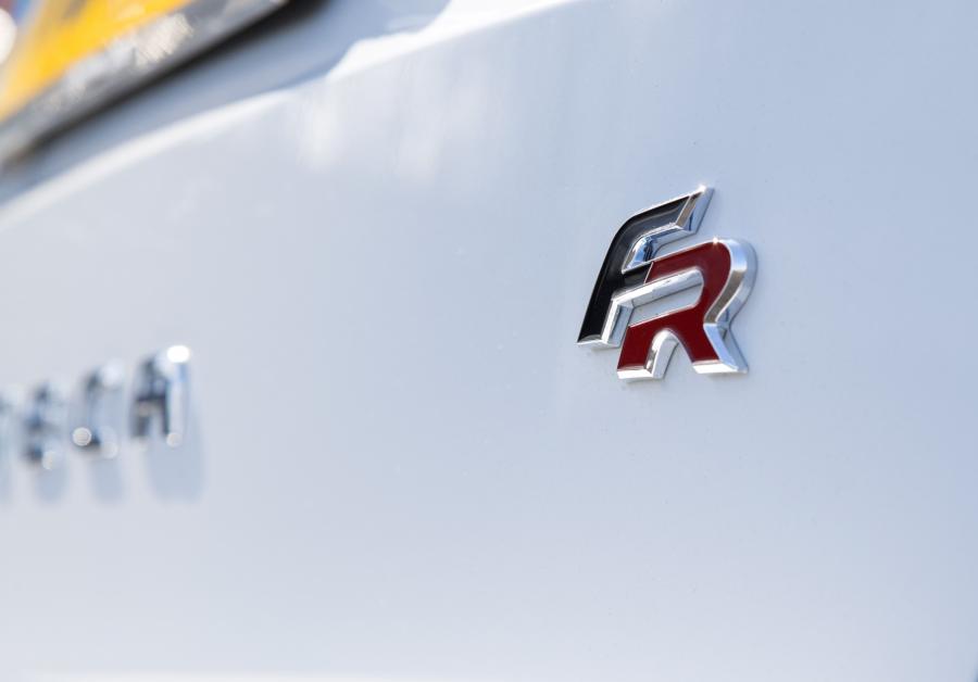 Логотип Seat Ateca FR 2017 года  (UK) (фото 24 из 40)